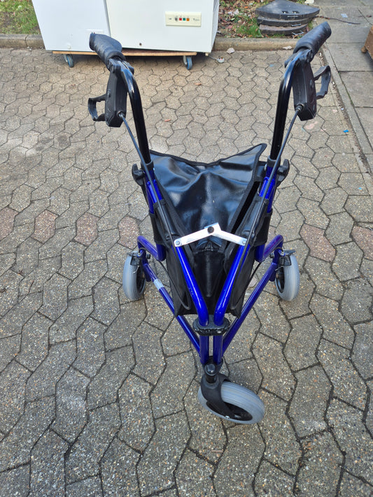 Days Triwalker